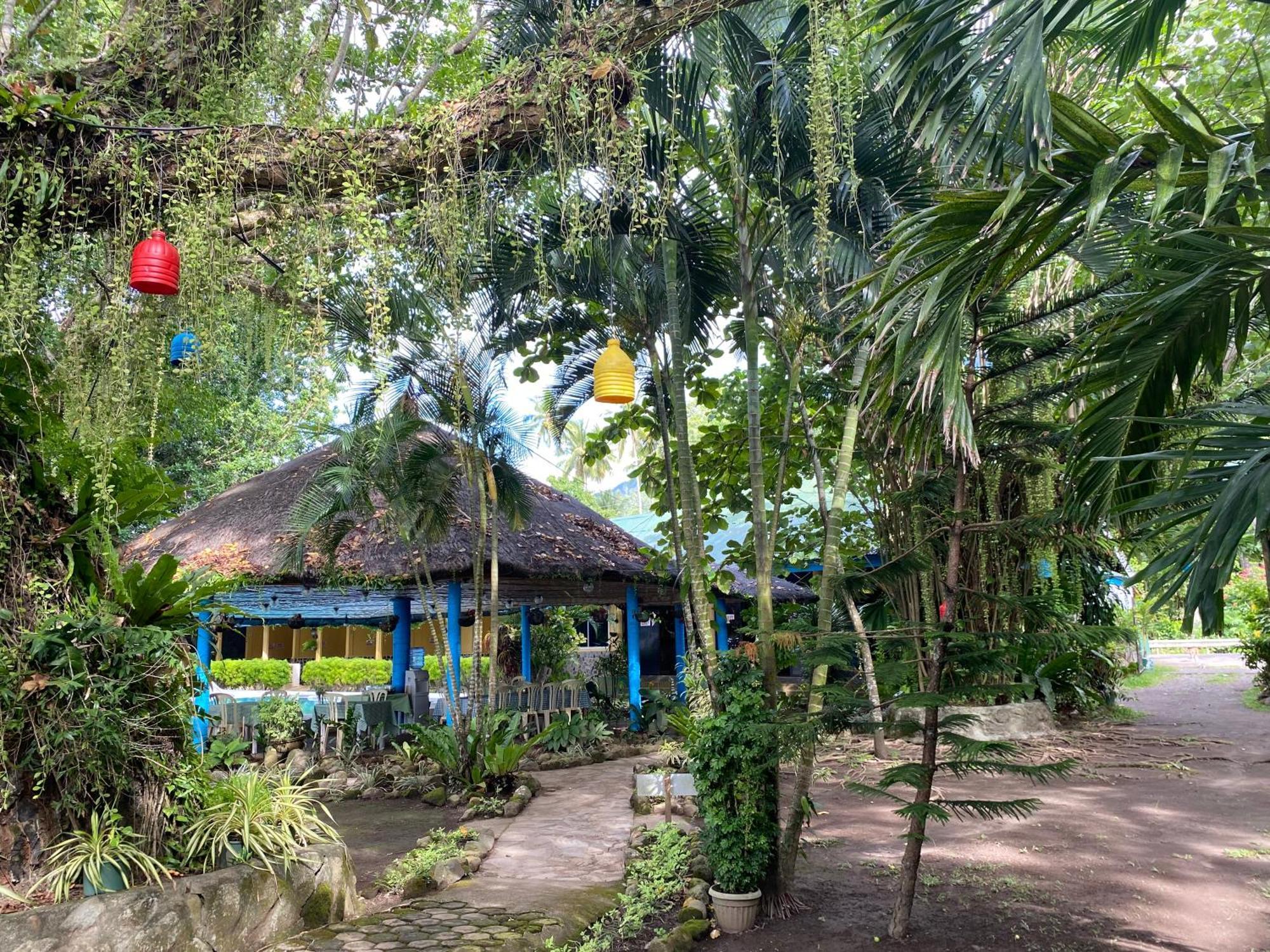 Camiguin Island Golden Sunset Beach Club Mambajao Buitenkant foto