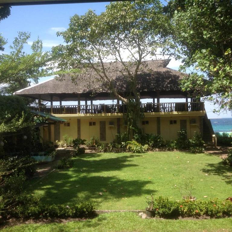 Camiguin Island Golden Sunset Beach Club Mambajao Buitenkant foto